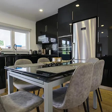 Quinta Rico - House Ii